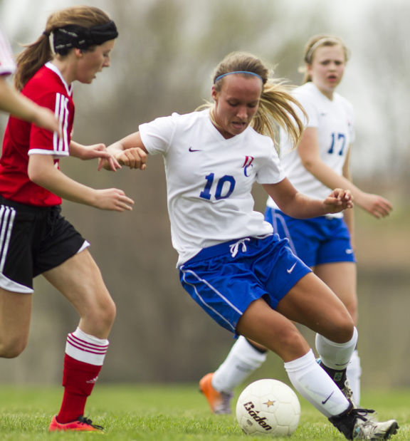 041815-soccer-19
